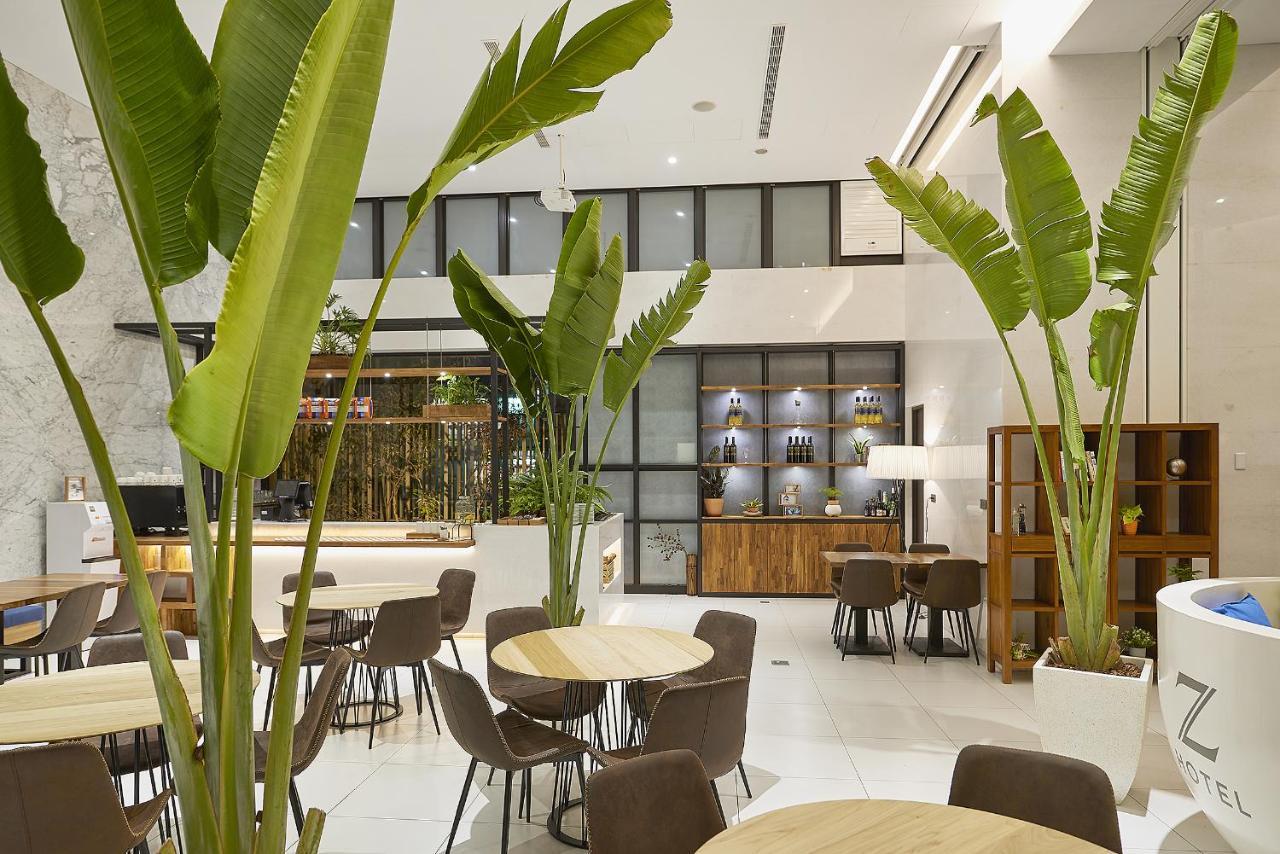 Hotel Z Taizhong Zewnętrze zdjęcie