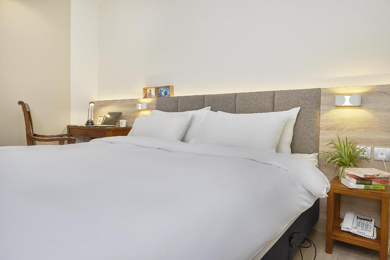 Hotel Z Taizhong Zewnętrze zdjęcie