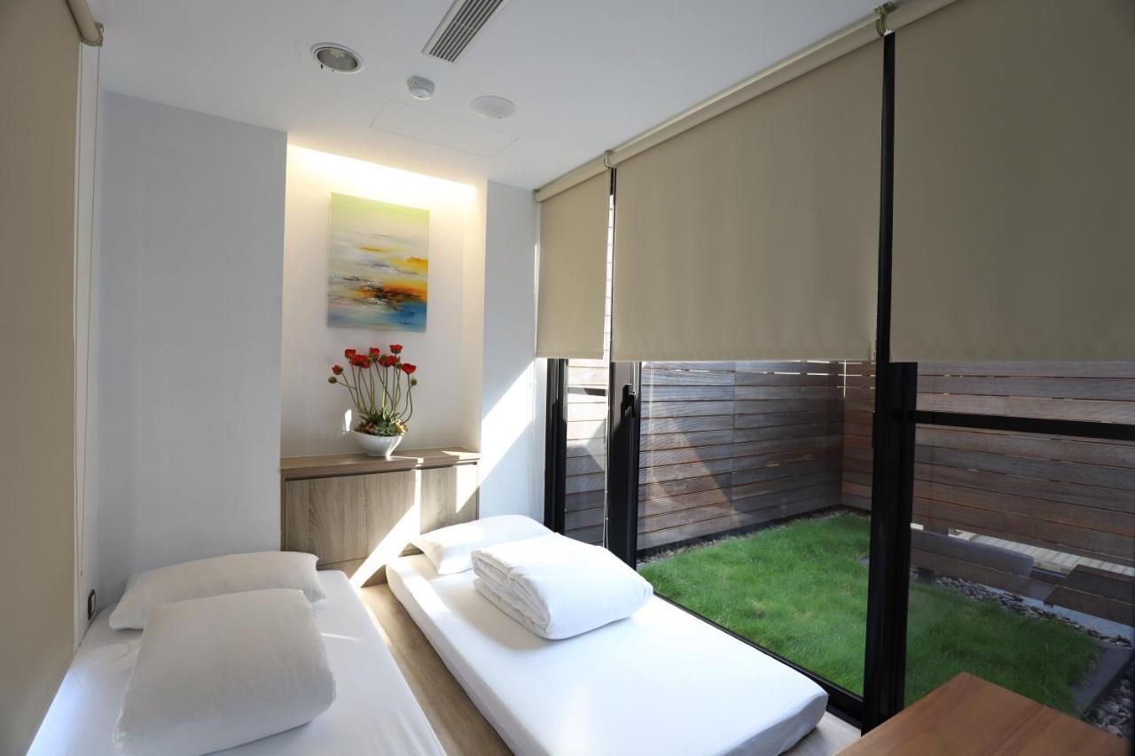 Hotel Z Taizhong Zewnętrze zdjęcie