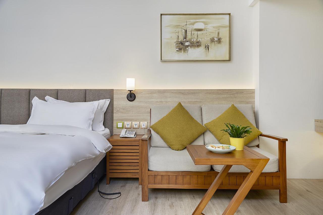 Hotel Z Taizhong Zewnętrze zdjęcie