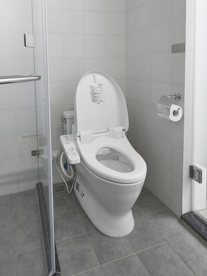Hotel Z Taizhong Zewnętrze zdjęcie